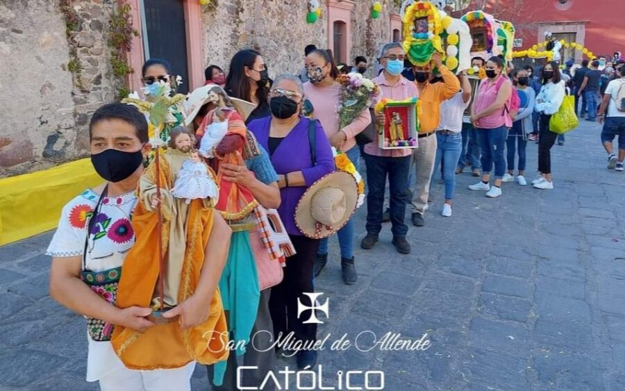 Hoy en la tarde es la entrada de San Josecitos al templo del Oratorio