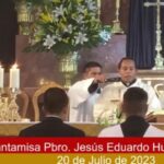 Sanmiguelenses acompañaron en su Cantamisa al padre Jesús Eduardo Huerta Gaytán en La Parroquia