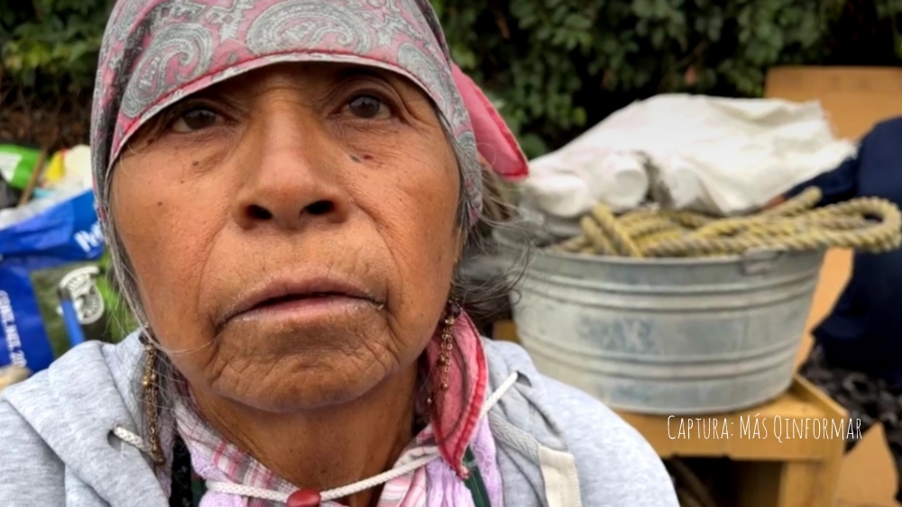 Doña Gloria de 67 años fue desalojada de vivienda que habitó desde que era niña; sus hermanos la sacaron