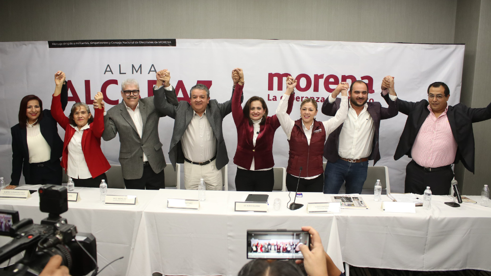 Alma Alcaraz presenta equipo y denuncias contra Marko Cortes y Diego Sinhué por violencia de género
