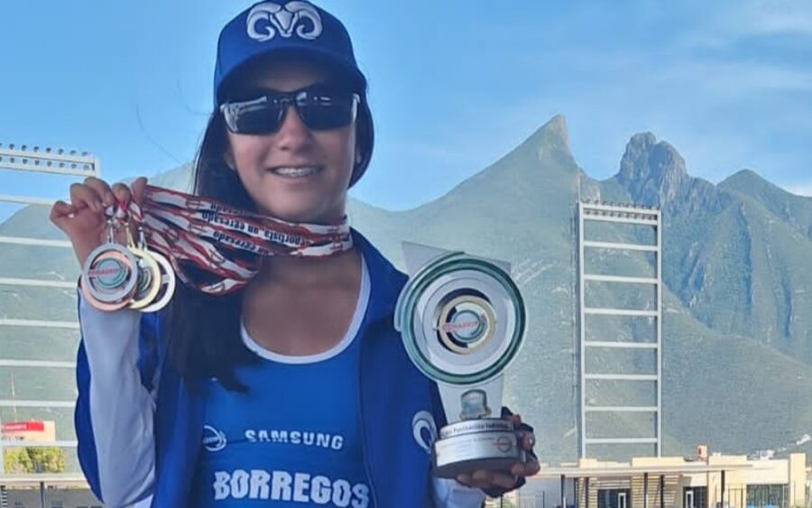 Atleta Valeria Salas gana 4 medallas en Campeonato Nacional de Atletismo CONADEIP