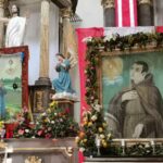 Hoy es día de San Pascual Bailón, el santo de los cuadros de locos de San Miguel de Allende