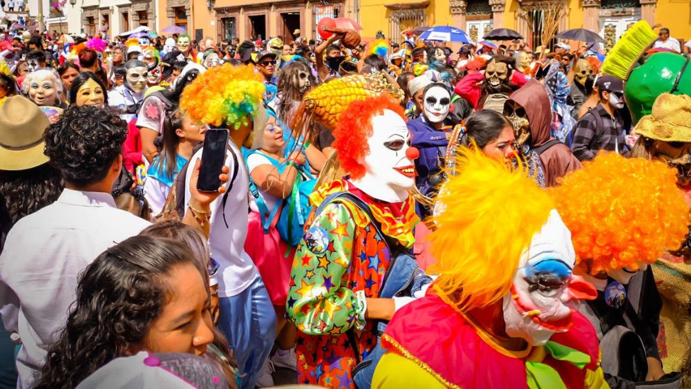 Salud Guanajuato pide a los ‘Locos’ extremar precauciones por golpes de calor durante el Convite