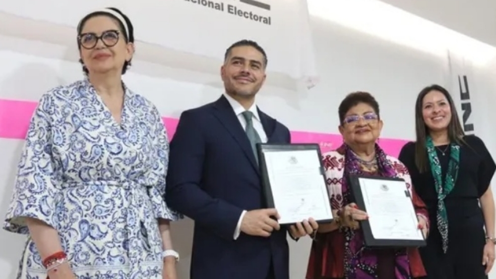 OMAR GARCÍA Harfuch recibe su constancia de mayoría como senador electo por la CDMX