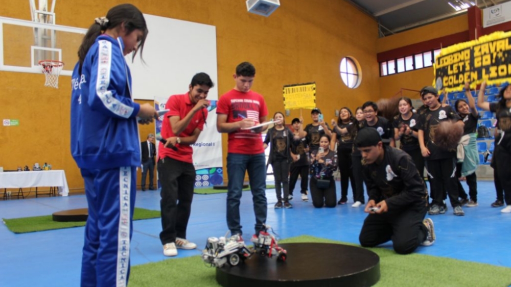 Participan niños sanmiguelenses en Torneo de Robótica Mini Zumo en Dolores Hidalgo