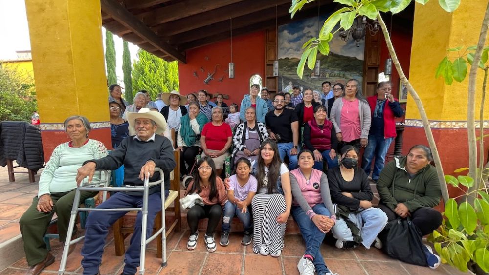 Celebran a los abuelos y abuelas en la comunidad de Santas Marías