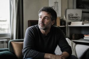 descubre la historia de blasi, un visionario reconocido en su propio hogar, cuya innovación y liderazgo han marcado la diferencia en su comunidad.