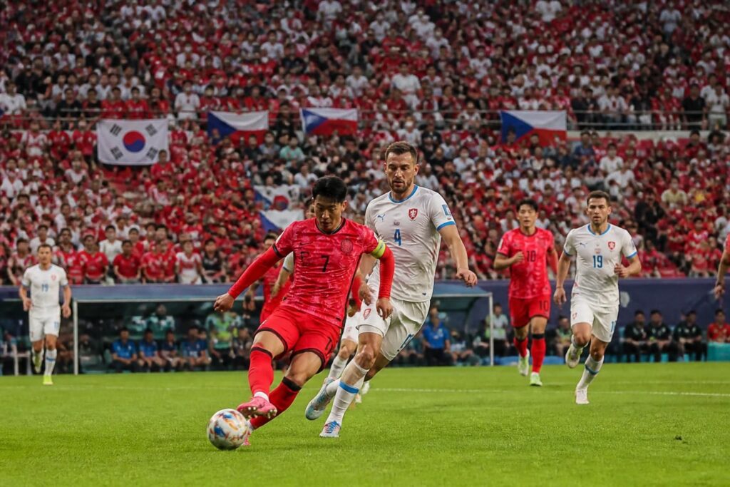 sigue en directo el partido corea del sur vs chequia desde guadalajara en el mundial 2026. resultados y goles en vivo para no perderte ningún detalle.