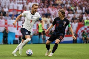 sigue en vivo el emocionante partido entre inglaterra y croacia en el mundial fifa 2026, con un duelo épico entre harry kane y luka modrić. no te pierdas ninguna jugada y vive toda la acción aquí.