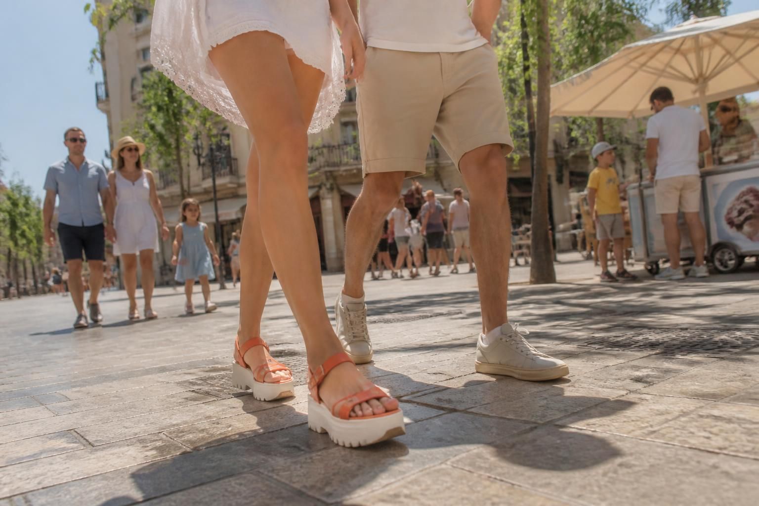 descubre la revolución del verano con lidl: olvida las chanclas y cangrejeras y apuesta por el calzado que todos querrán tener esta temporada.