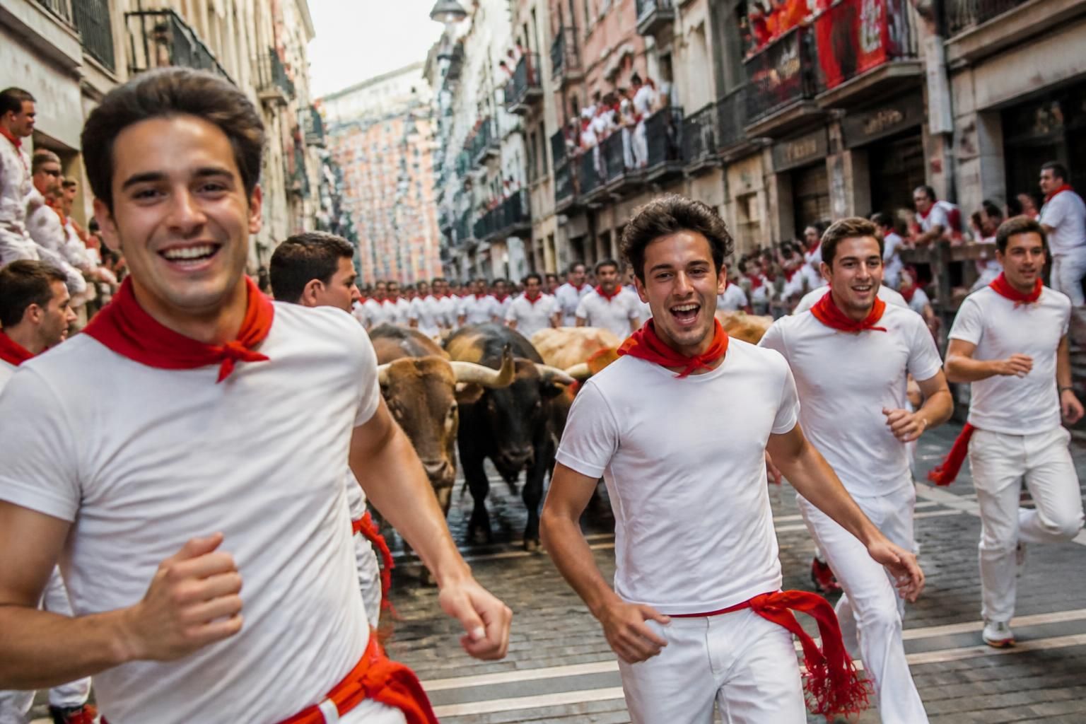 descubre consejos para sobrevivir a los sanfermines y disfrutar de la fiesta con energía, evitando la resaca y aprovechando al máximo cada momento.