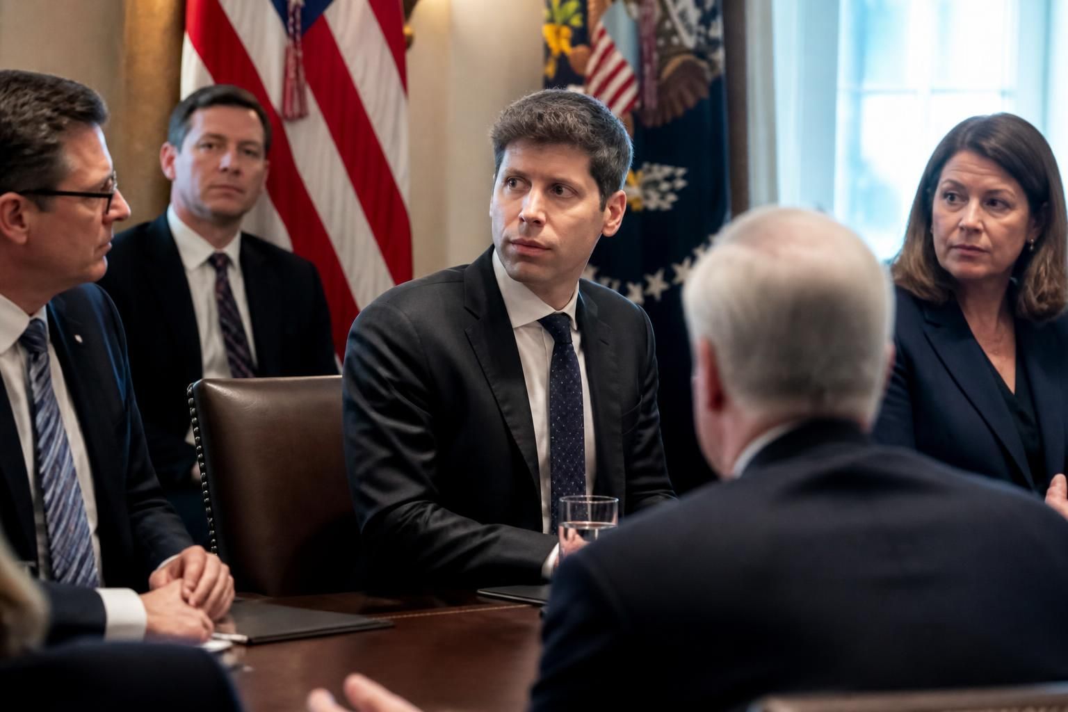 descubre las revelaciones clave que sam altman compartirá esta semana en la casa blanca sobre innovación y tecnología.