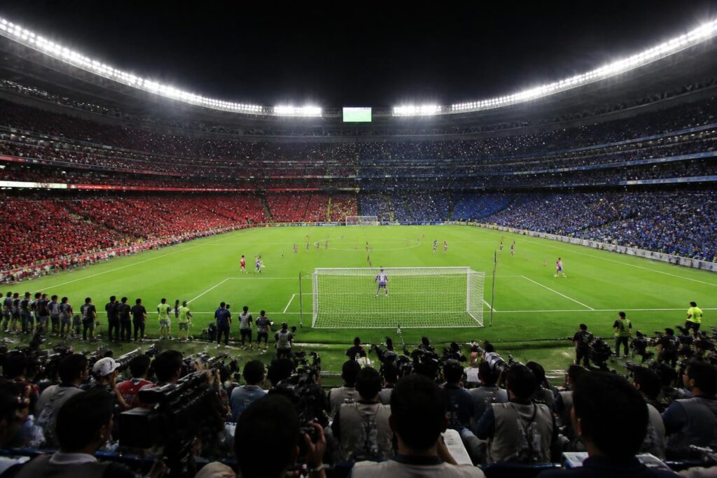 descubre dónde se jugará el título del campeón de campeones de la liga bbva mx entre toluca y cruz azul, y vive la emoción de este duelo decisivo.