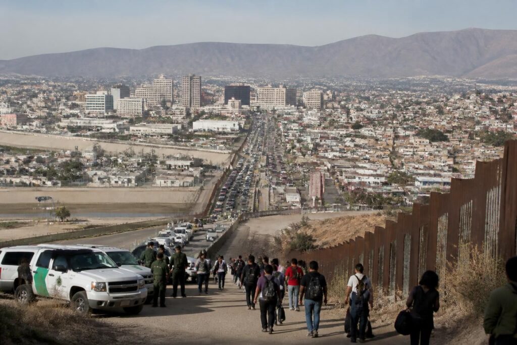descubre la operación texana en el paso que precede al fenómeno emergente en méxico, antes de tijuana, y cómo influye en la región.