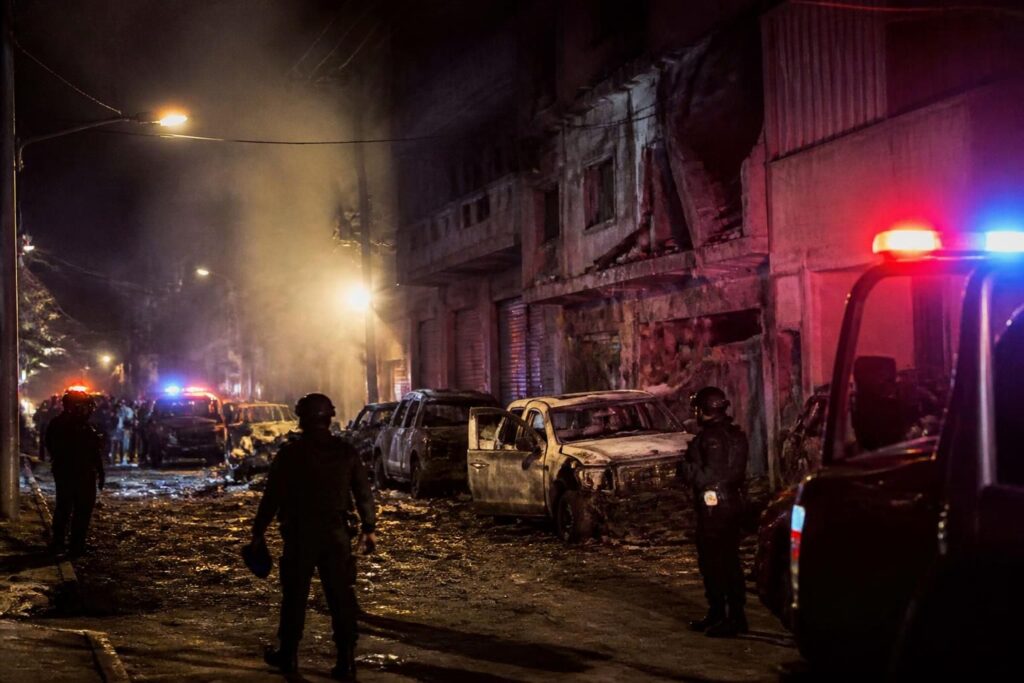 los cárteles en todo méxico están recurriendo al uso de explosivos, aumentando la violencia y el peligro en diversas regiones del país.