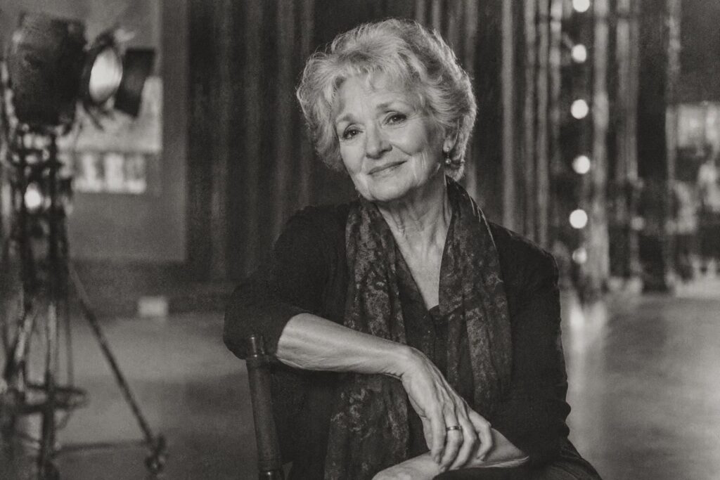 fallece barbara barrie, actriz de «la ley y el orden» nominada al oscar y reconocida por su trayectoria en cannes y broadway.