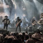 los tucanes de tijuana y marca registrada llevan sus narcocorridos a chihuahua con el lema «¡que valga la multa!».